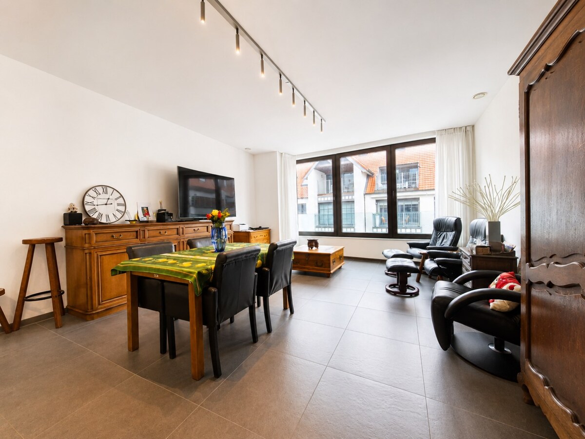Recent appartement met 2 slaapkamers op topligging in hartje Knokke. 