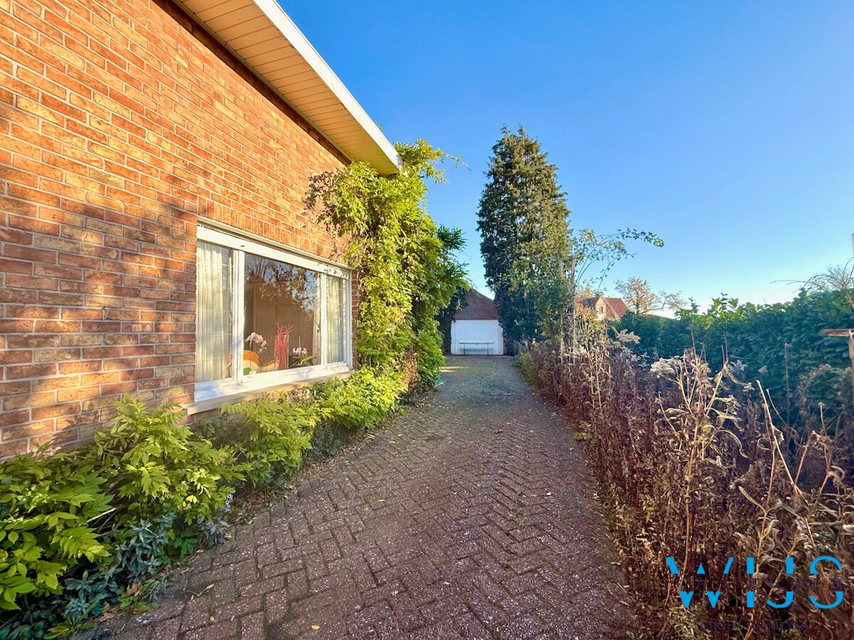 Charmante OPEN bebouwing op TOPlocatie in Kluizen ! 