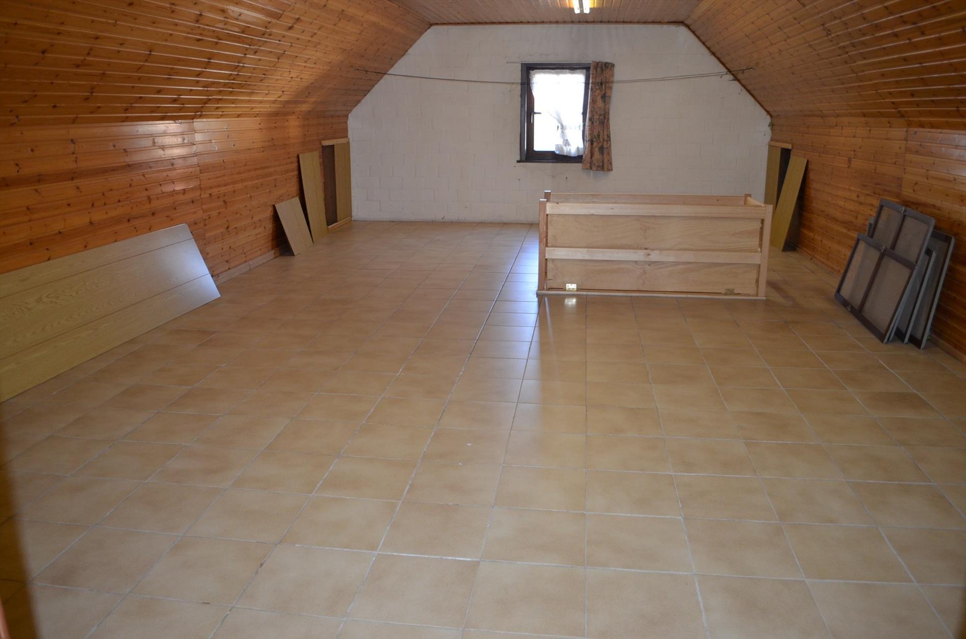 Rustieke woning met 3 slpks en tuin in rustige wijk te Eeklo 