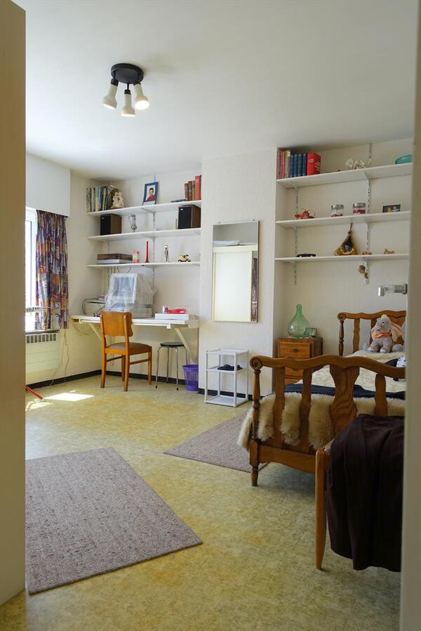 Ruime rijwoning met garage 