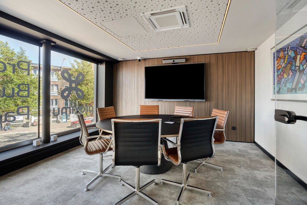 Kantoorpand met handelsruimte te koop nabij Mechelen station
