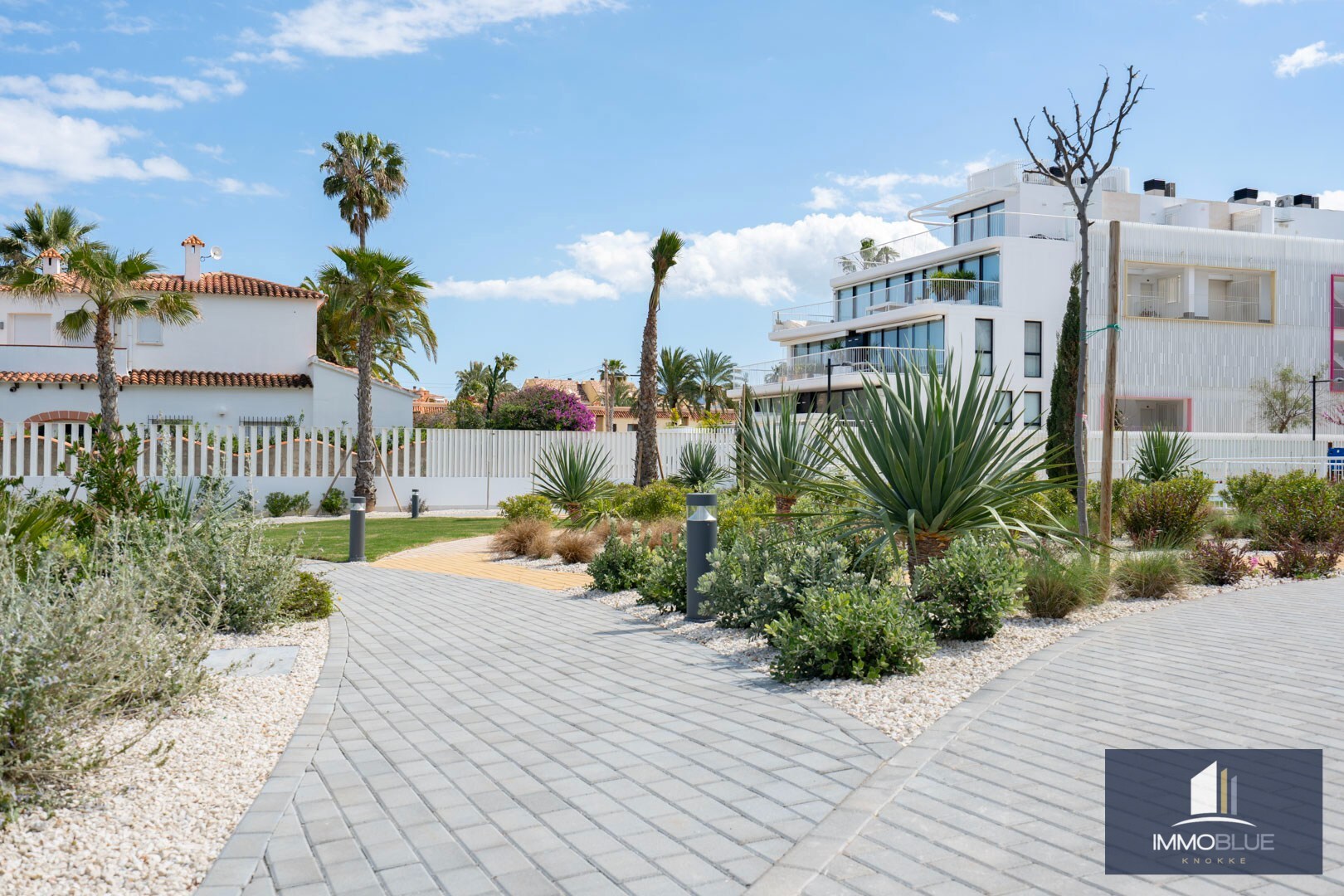 penthouse de luxe avec vue panoramique sur la mer et terrasses très spacieuses 