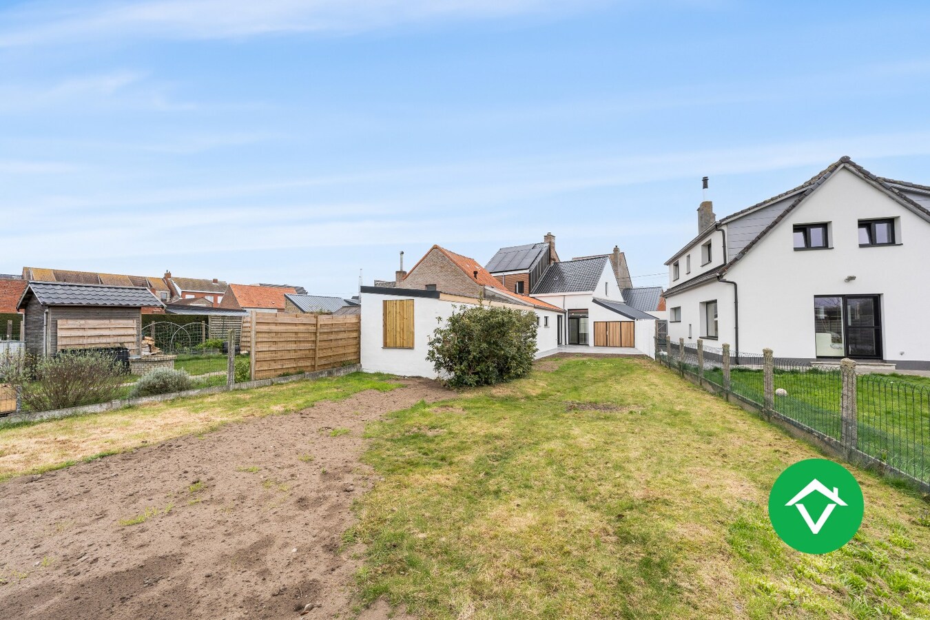 Volledig gerenoveerde woning (EPB B) met garage op topligging te Eernegem 