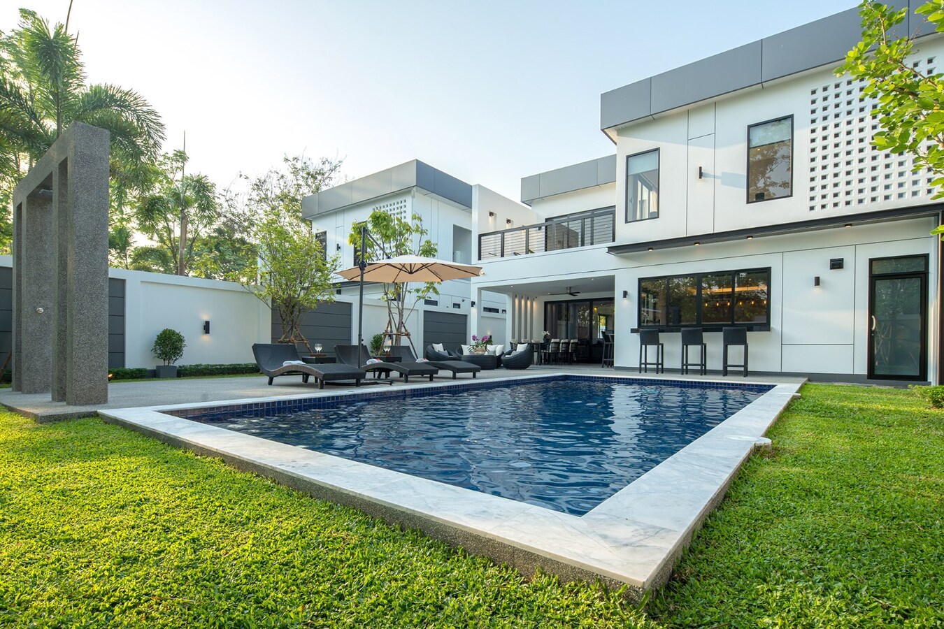 Thailand: Gloednieuwe luxe villa met zwembad in Chiang Mai. 