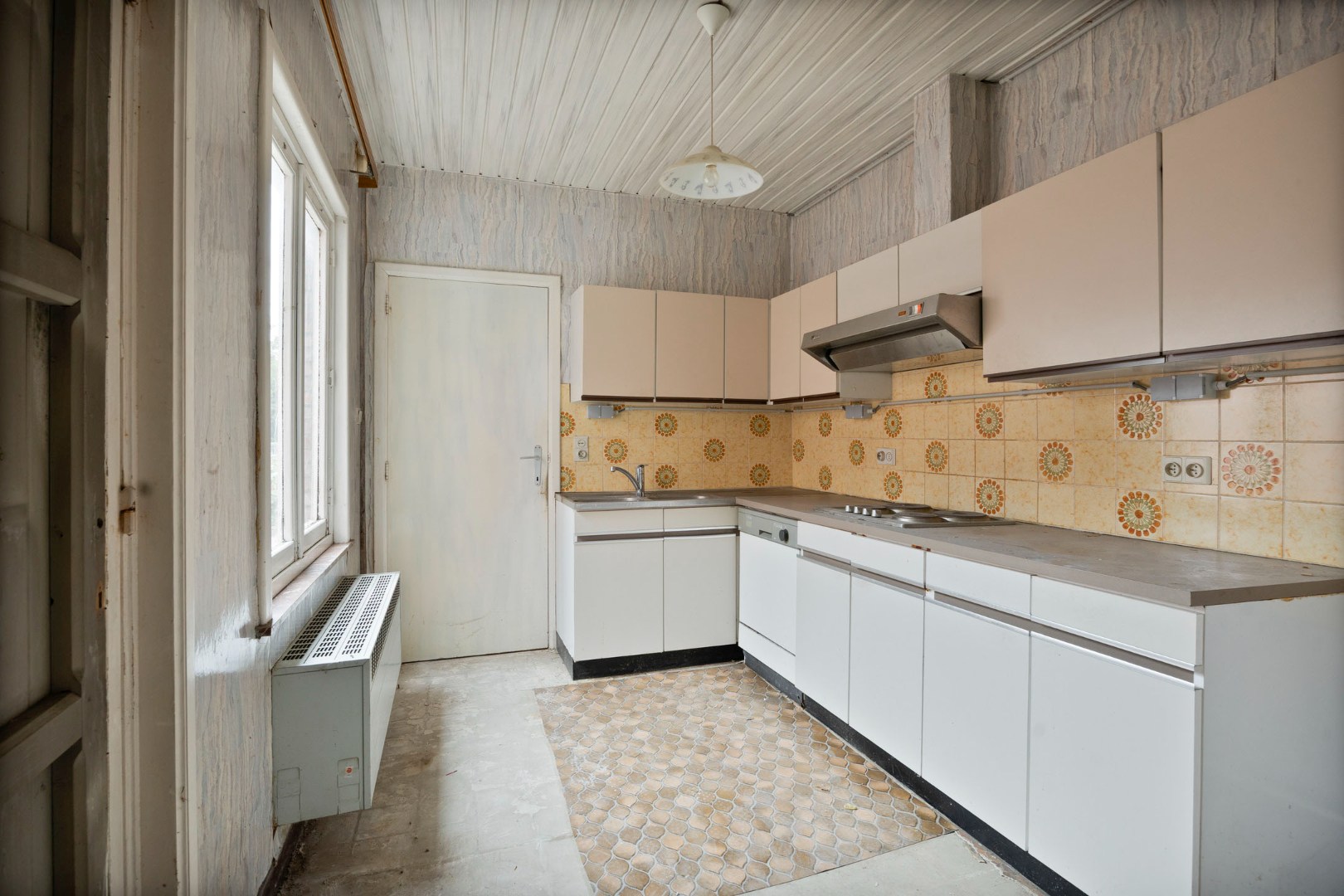 Woning met 4 slaapkamers, tuin en garage in Kessel-Lo! – EPC 829 kWh/m² - bewoonbare opp. 114 m² 