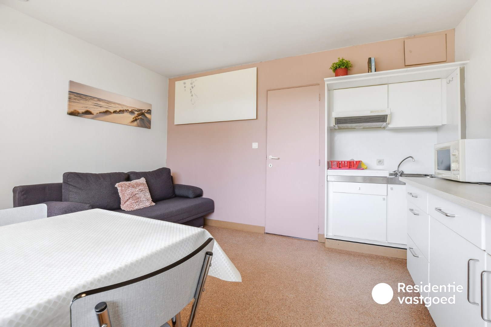 Instapklaar éénslaapkamerappartement met terras, berging en staanplaats in Vosseslag 