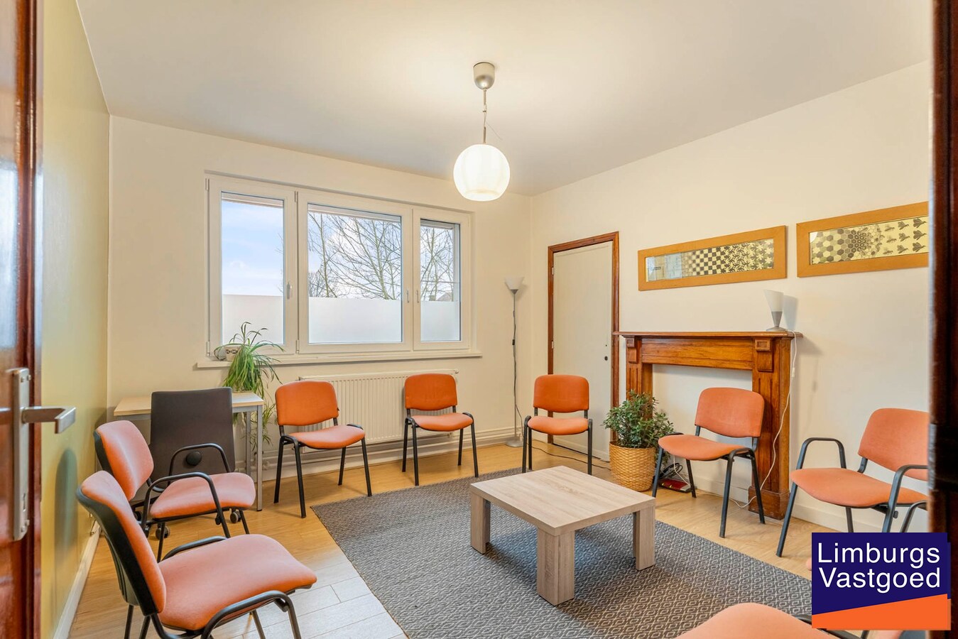 Woonhuis met  praktijkruimte te Waterschei, op een perceel van 6a80ca te Genk 