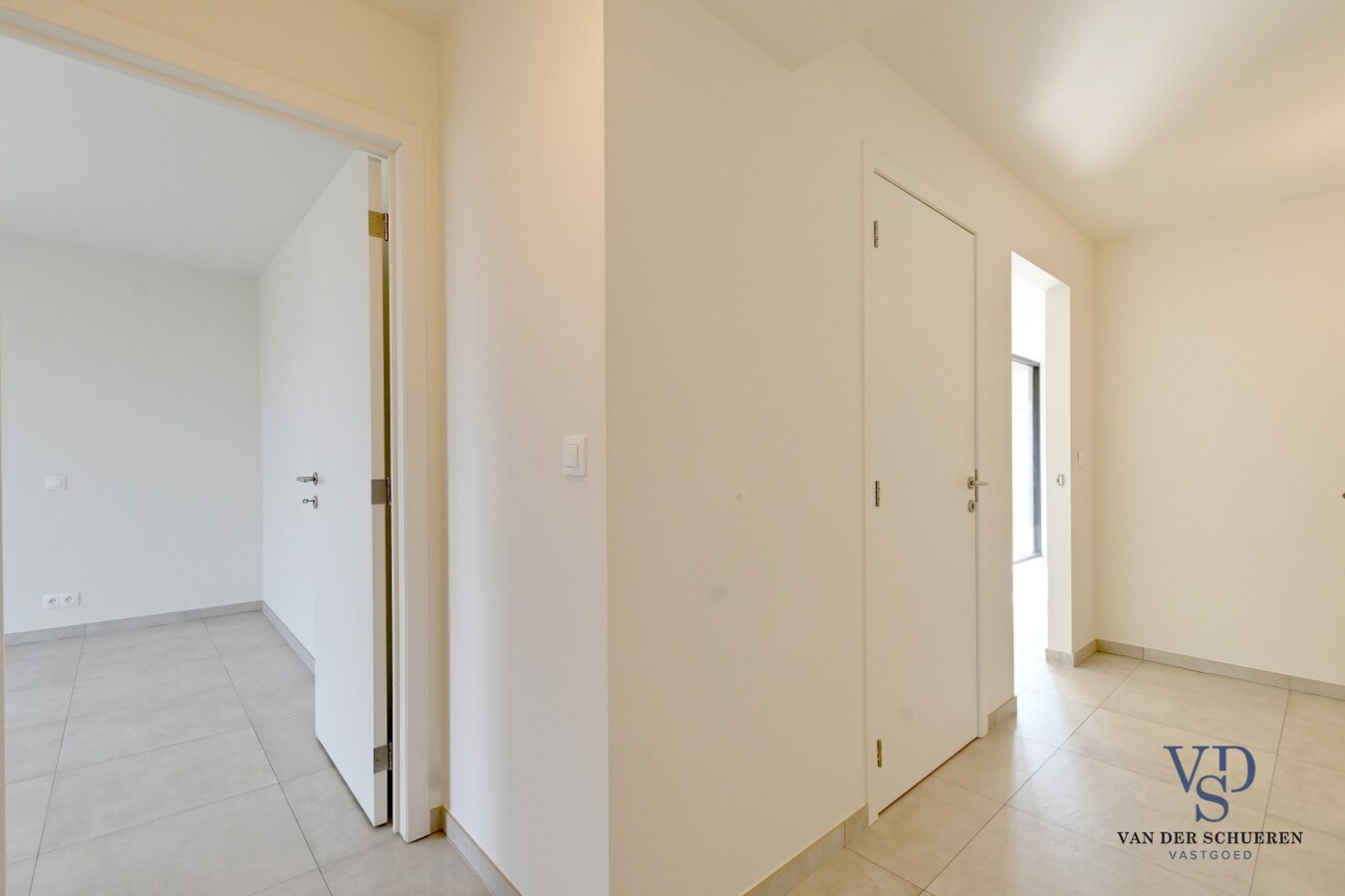Modern 2 slpk-appartement nabij centrum Gavere 