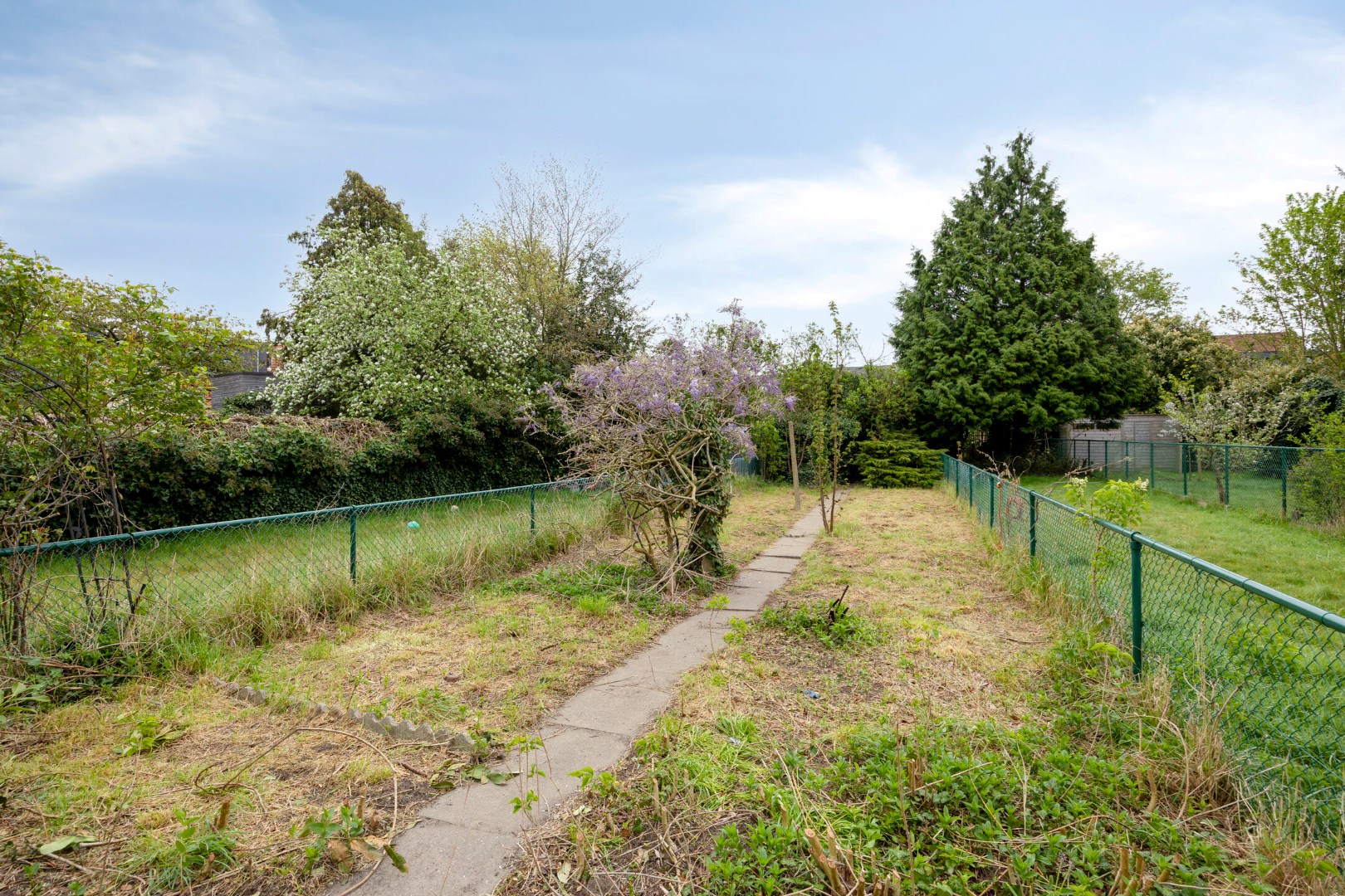 Woning met 4 slaapkamers, tuin en garage in Kessel-Lo! – EPC 829 kWh/m² - bewoonbare opp. 114 m² 