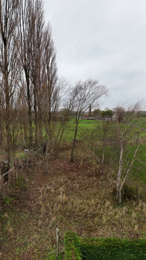 Te renoveren handelshuis te Eernegem 