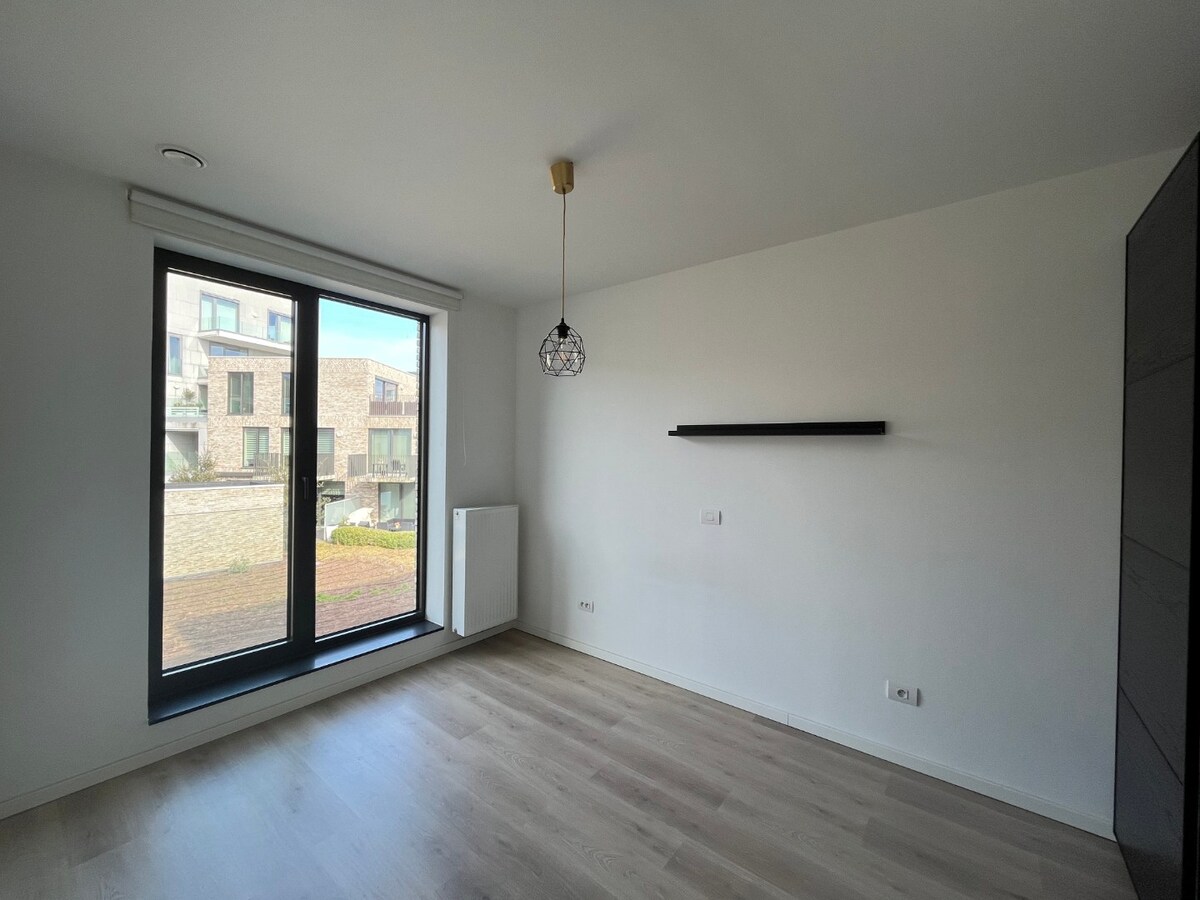 2-slaapkamer appartement met aangenaam terras. 