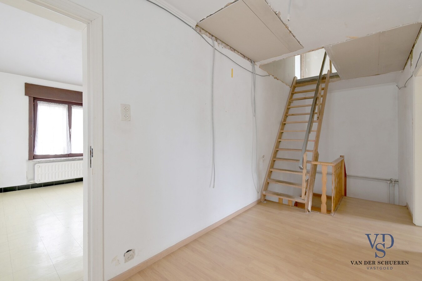 Degelijke, goed gelegen woning. 