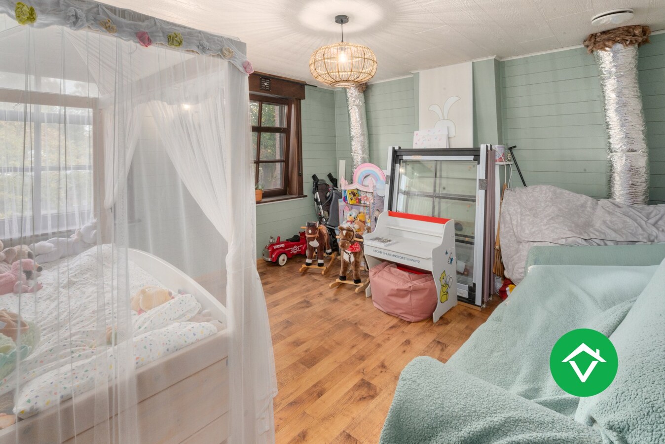 Gerenoveerde statige woning – 5 slaapkamers - EPC B te Torhout (Wijnendale) 