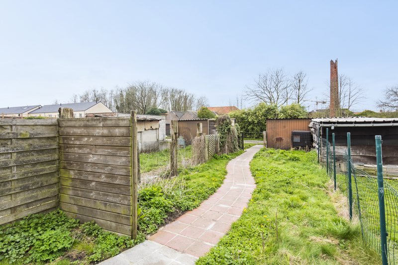 Zeer leuke arbeiderswoning met veel potentieel! 