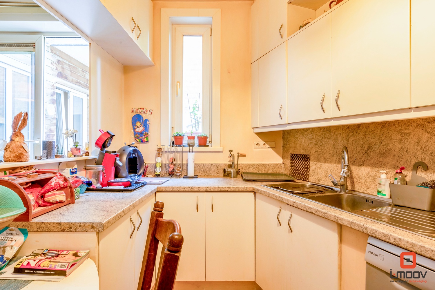 Ruim appartement aan Sint-Pieters station 