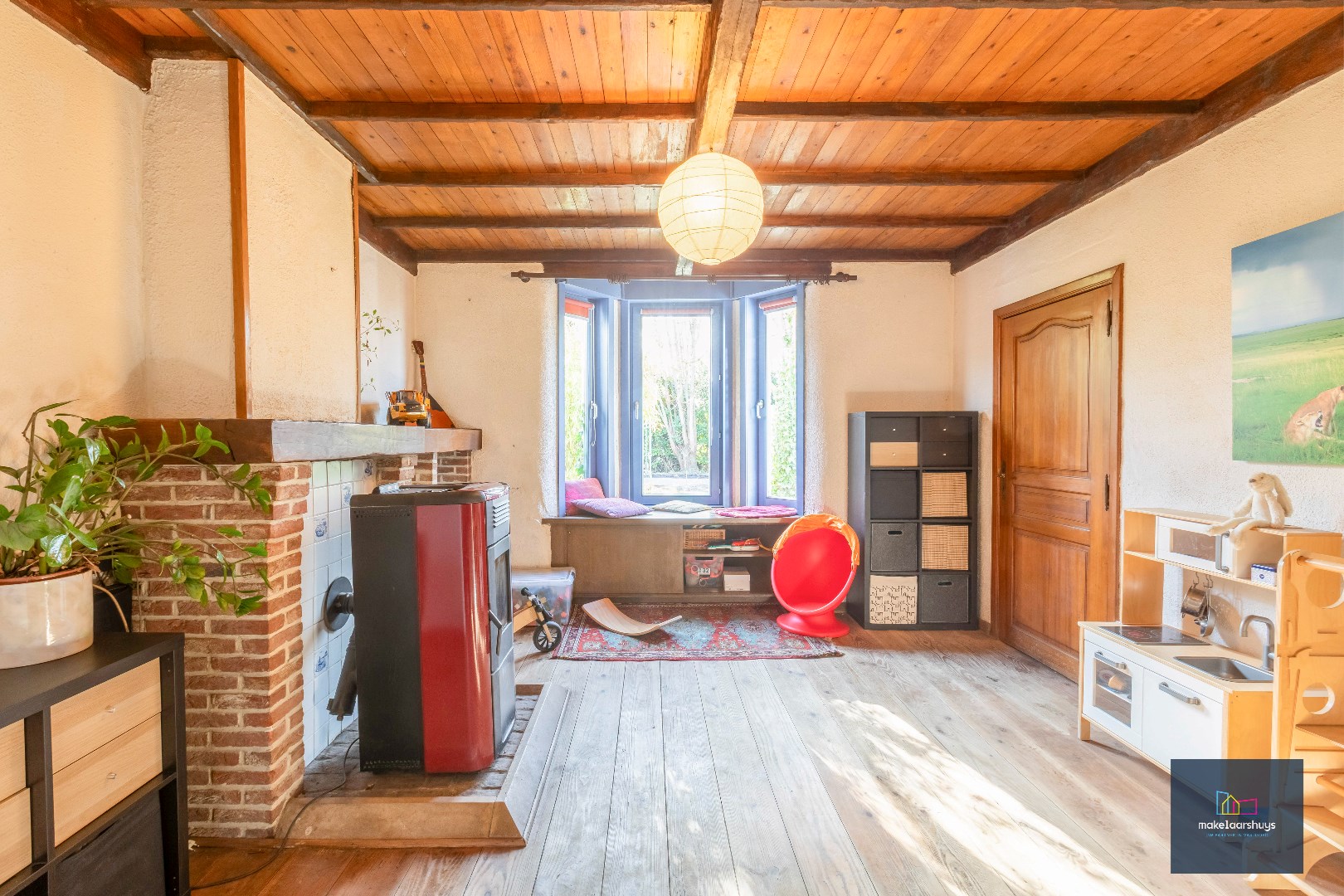 Te renoveren HOB op schitterende locatie te Drongen 