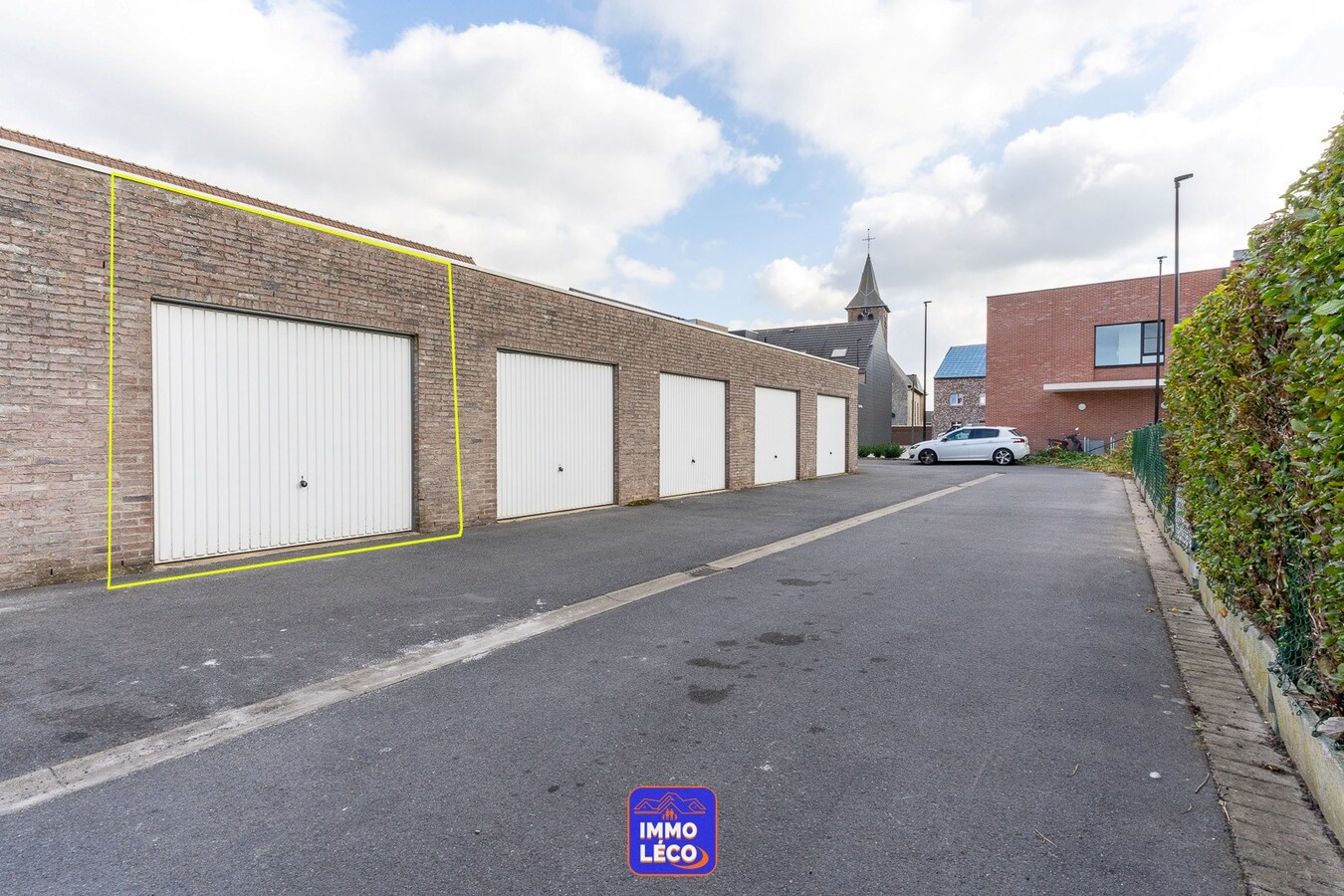 Maison avec jardin, garage et finitions soignées – TOP SECTEUR ! 