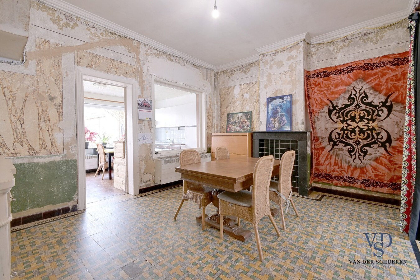 Ruime woning met opslagruimte 