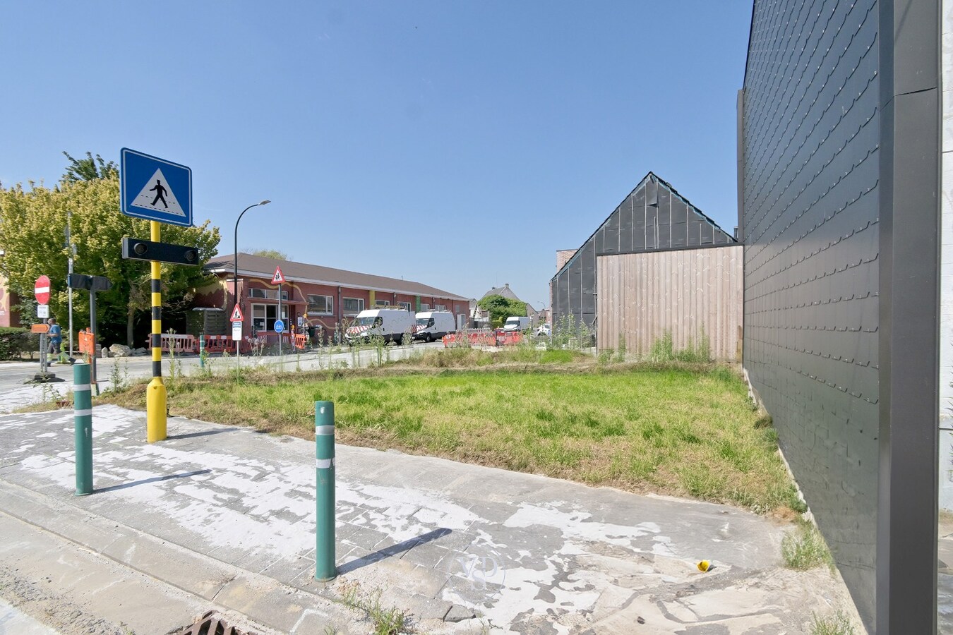 Bouwgrond voor hoekwoning. 