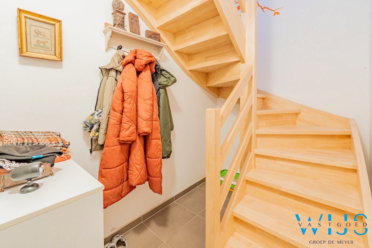 Interessant &amp; ruim duplex appartement te Ertvelde 