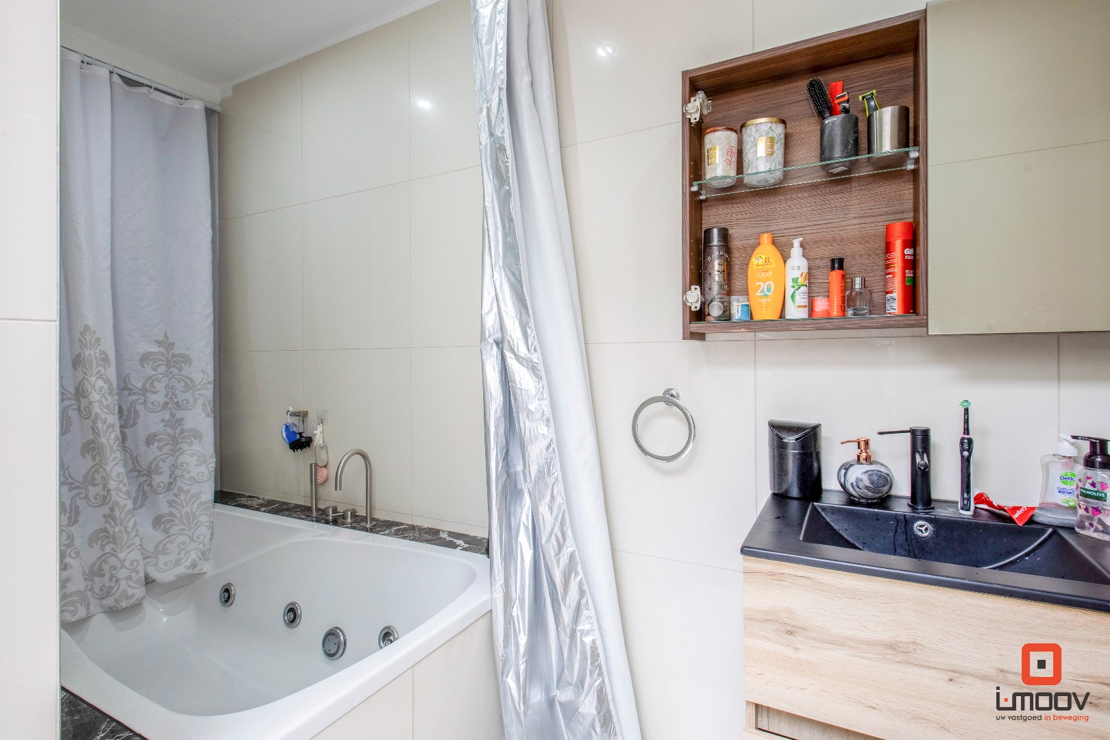 Karaktervolle art-nouveau woning met wellness en stadstuin in hartje Gent 