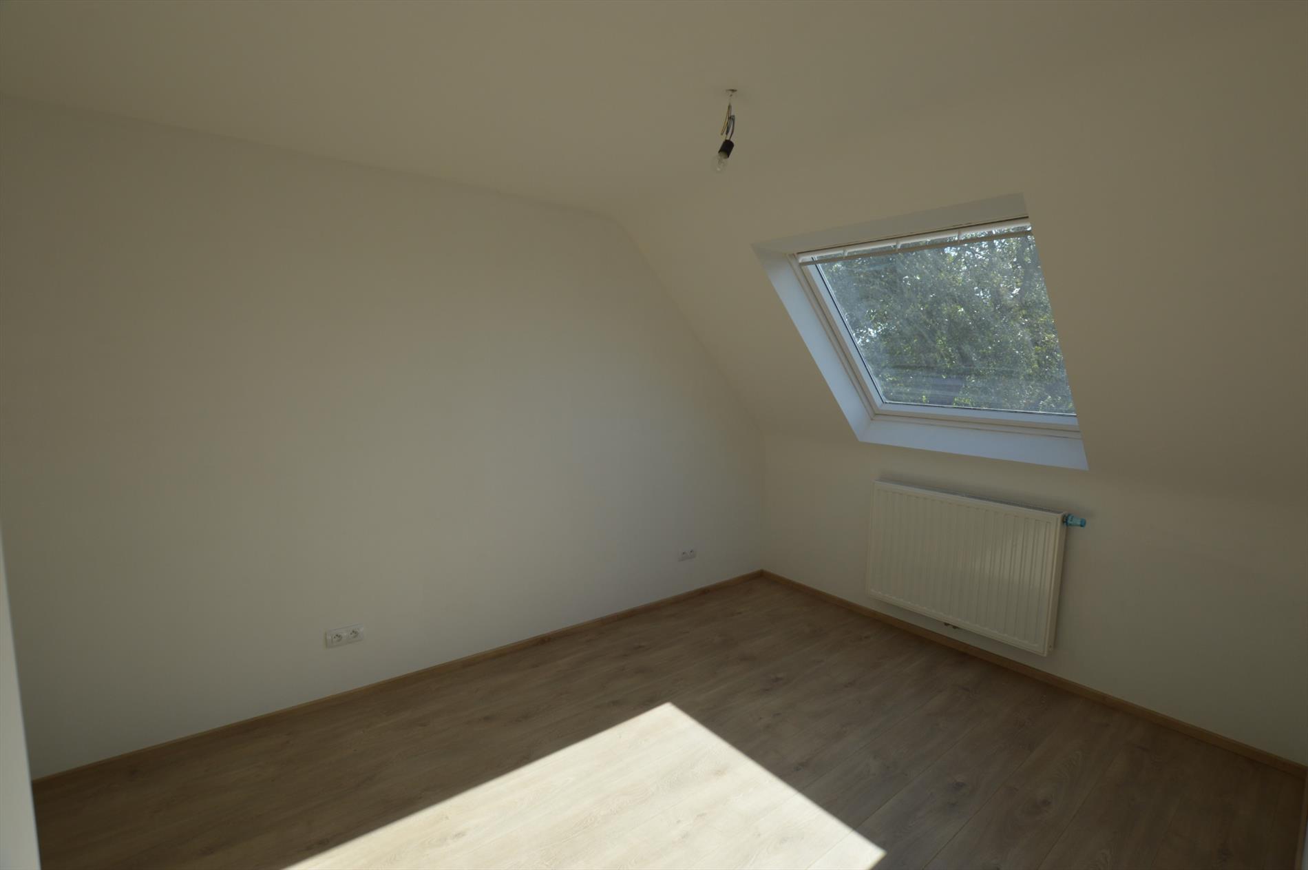 Prachtige nieuwbouwwoning met zongerichte tuin te Jabbeke (Zerkegem) 