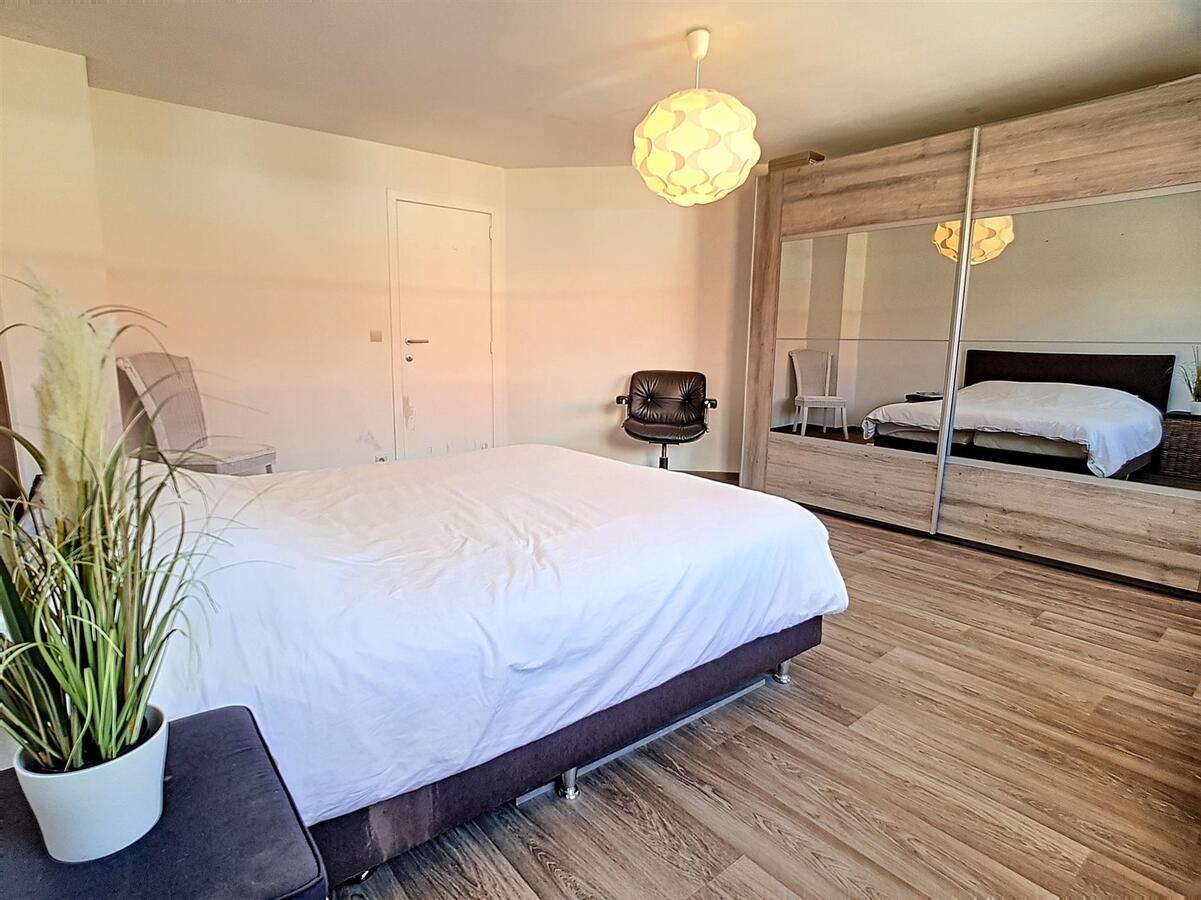 Zeer knappe gezinswoning met tuin, garage &amp; oprit - Lissewege 