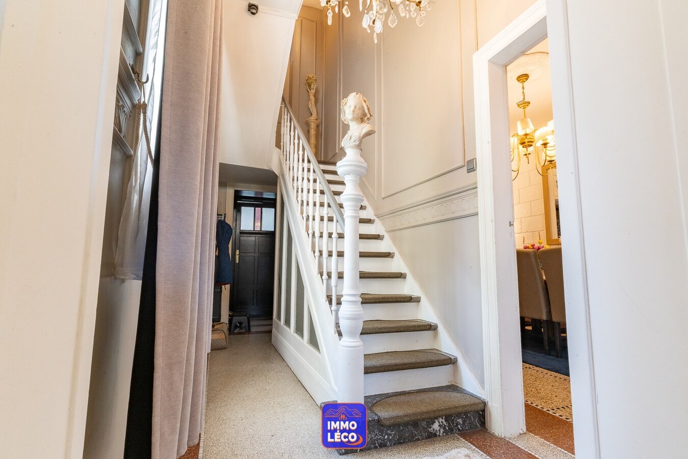 Maison Bourgeoise en parfait état d'entretien, dans le cœur du village de Dottignies ! 