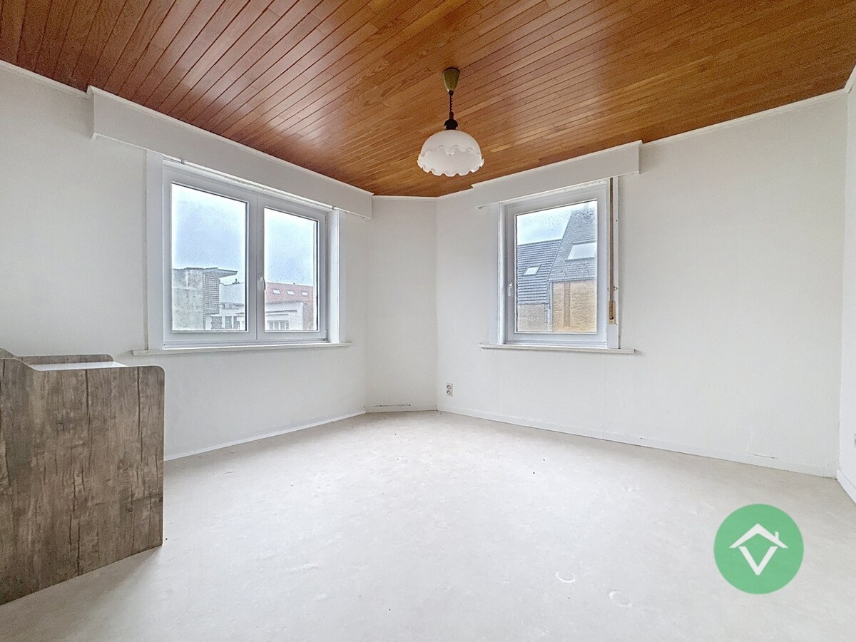 Opbrengsteigendom te koop in centrum Bredene 