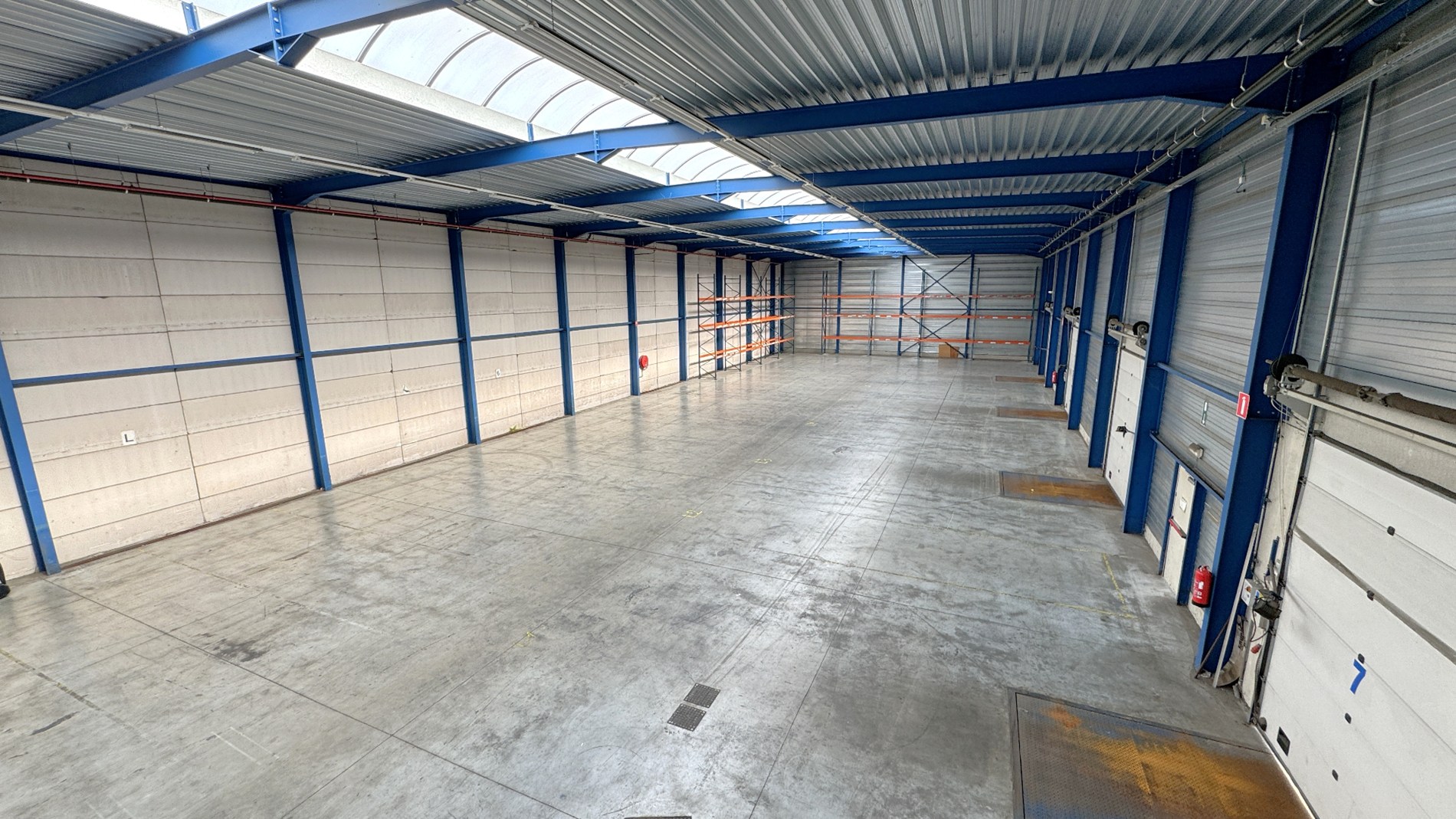 Logistiek bedrijfspand te huur industriezone TSS te Temse