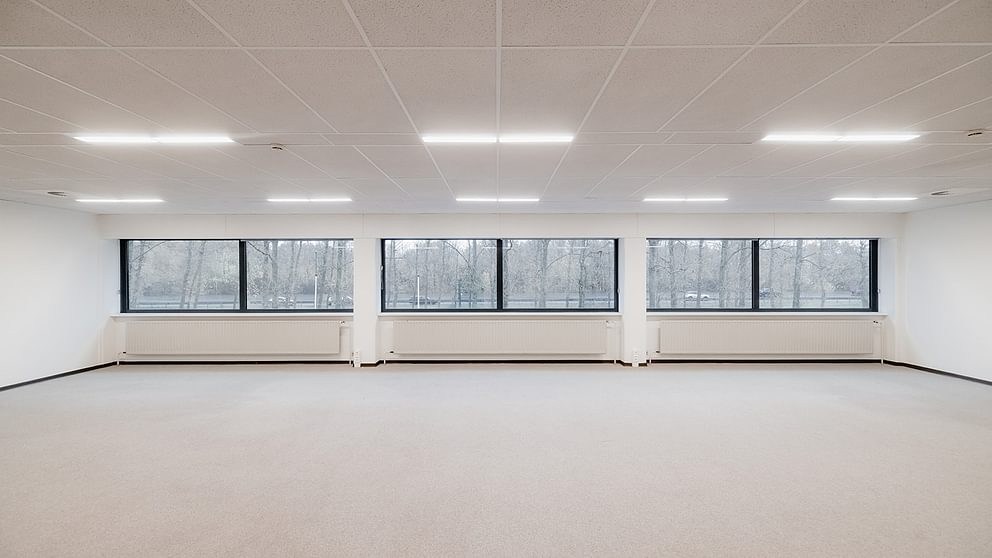 Logistiek bedrijfspand te huur nabij E19 in Mechelen-Noord