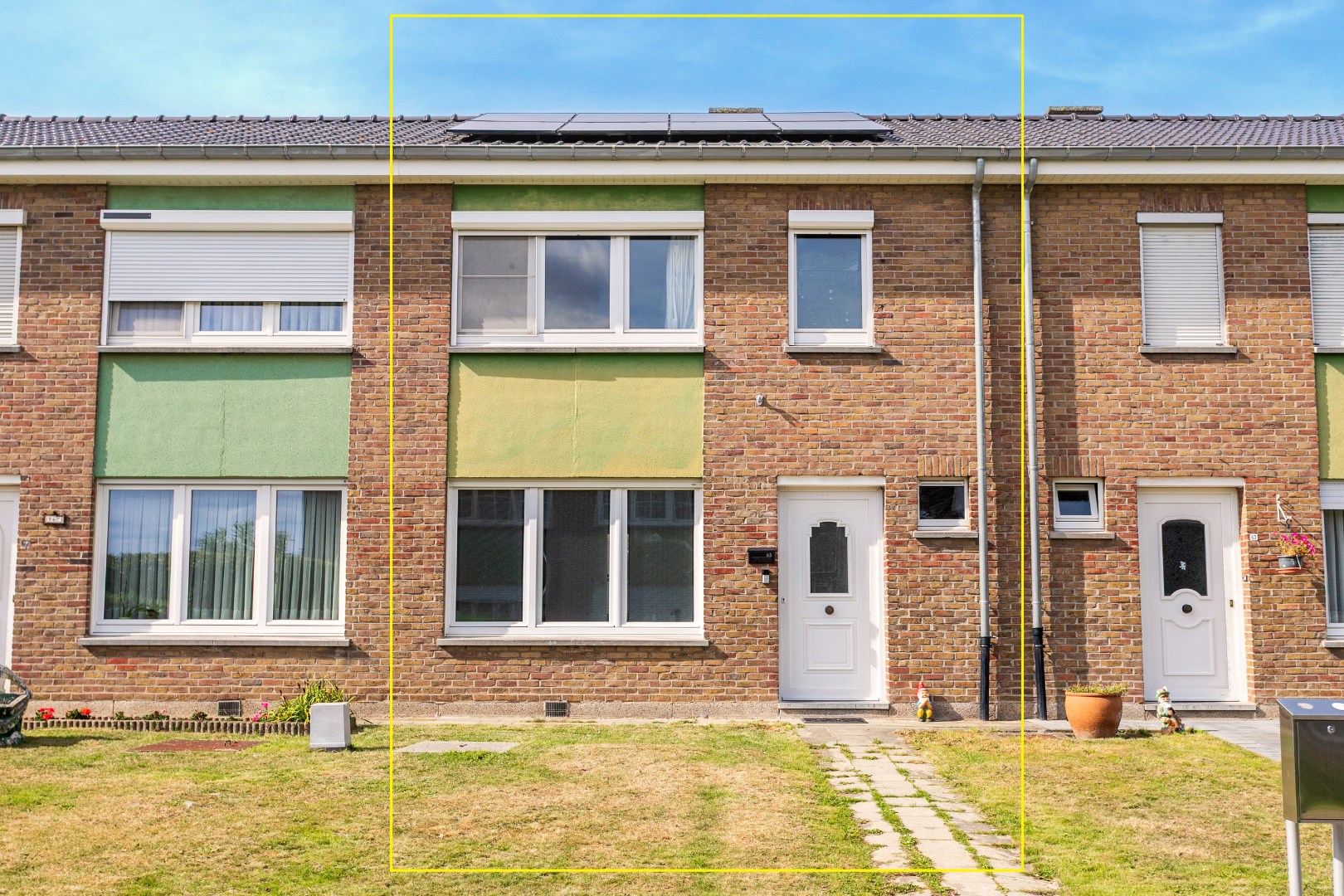 Instapklare woning met 3 slpk, tuin en garage te Lembeek 