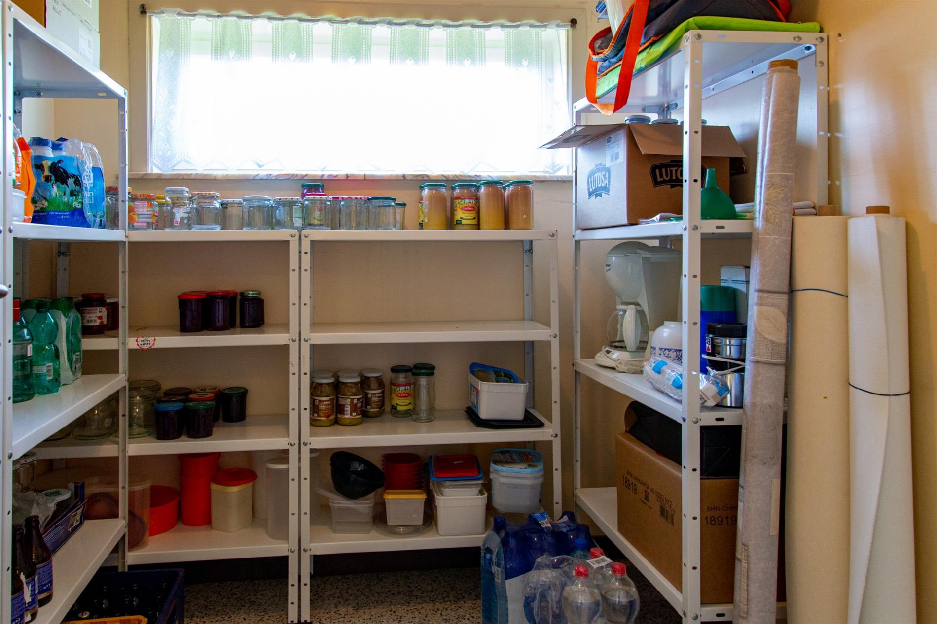 Gerenoveerde woning met 4 slpks én zonnepanelen (met stroomcertificaten!) rustig gelegen te Maldegem 