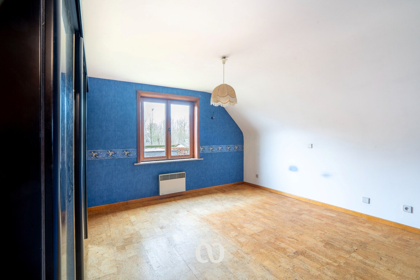 Karaktervolle en ruime woning met 3 slaapkamers en garage nabij het centrum van Oudenaarde 