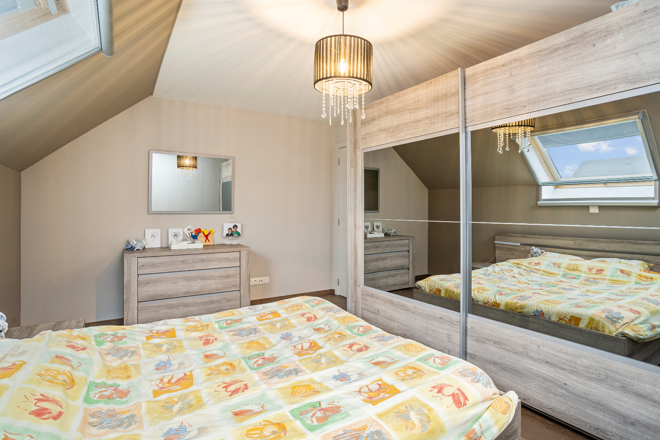 Uitstekend gelegen, energiezuinige woning met 3 slaapkamers en garage 