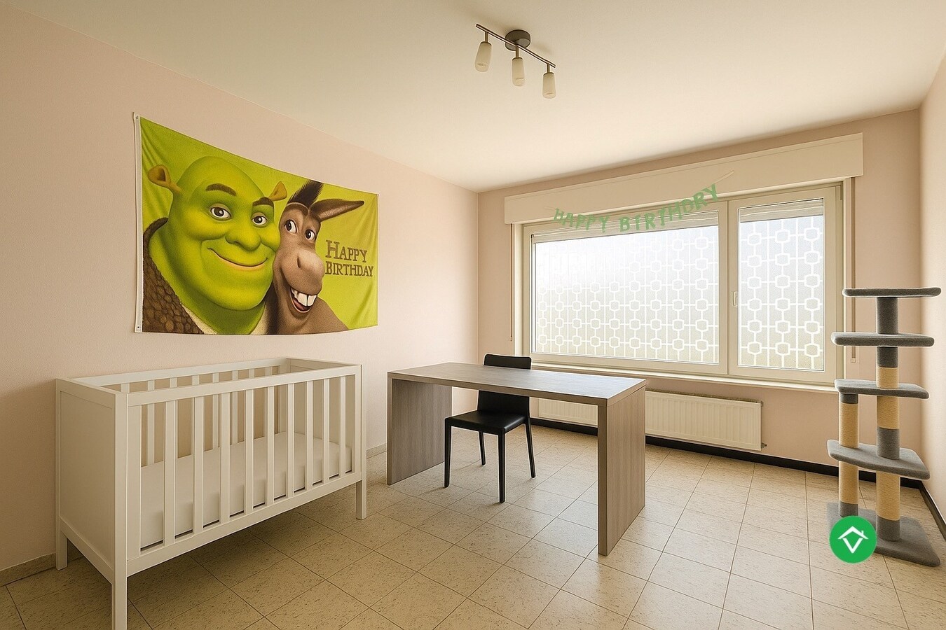 Ruime gezinswoning op perceel van 1126 m²  - tal van mogelijkheden! 