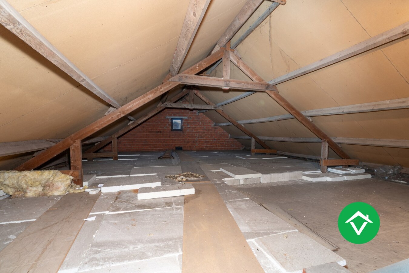 Alleenstaande woning met 3 slaapkamers te Gullegem 