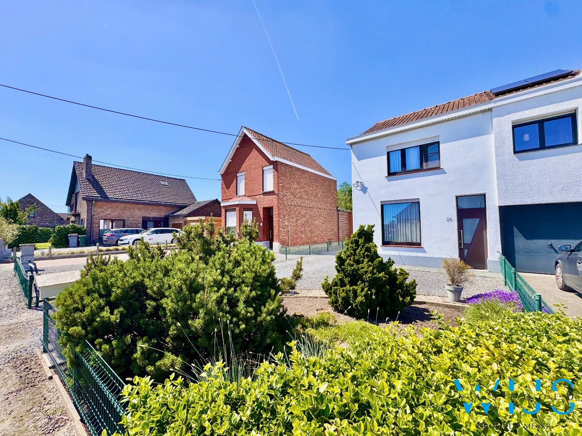 Charmante halfopen woning in Zelzate 