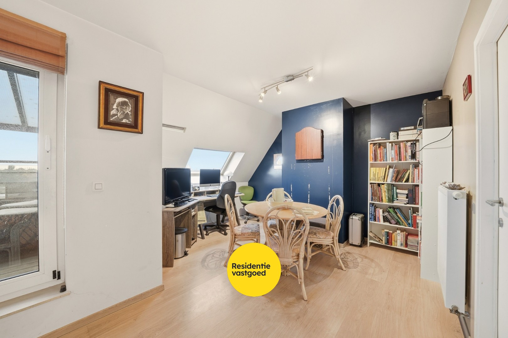 Investeringsopportuniteit: Duplexappartement (185 m²) met 2 zonneterrassen in hartje Oudenburg 