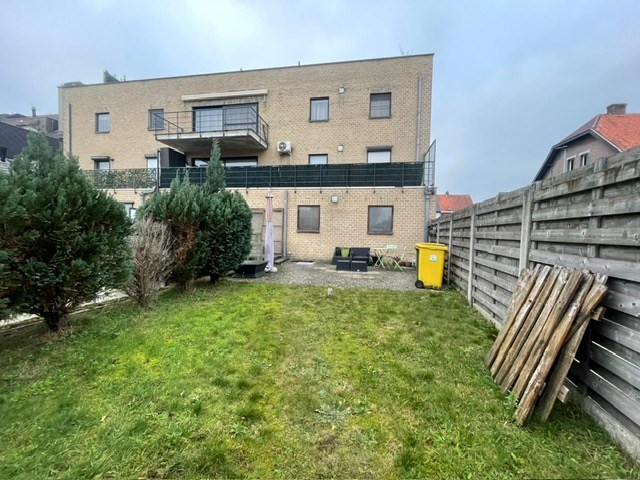 Gelijkvloersappartement te huur met twee slaapkamers en gezellig tuintje te Geel! 