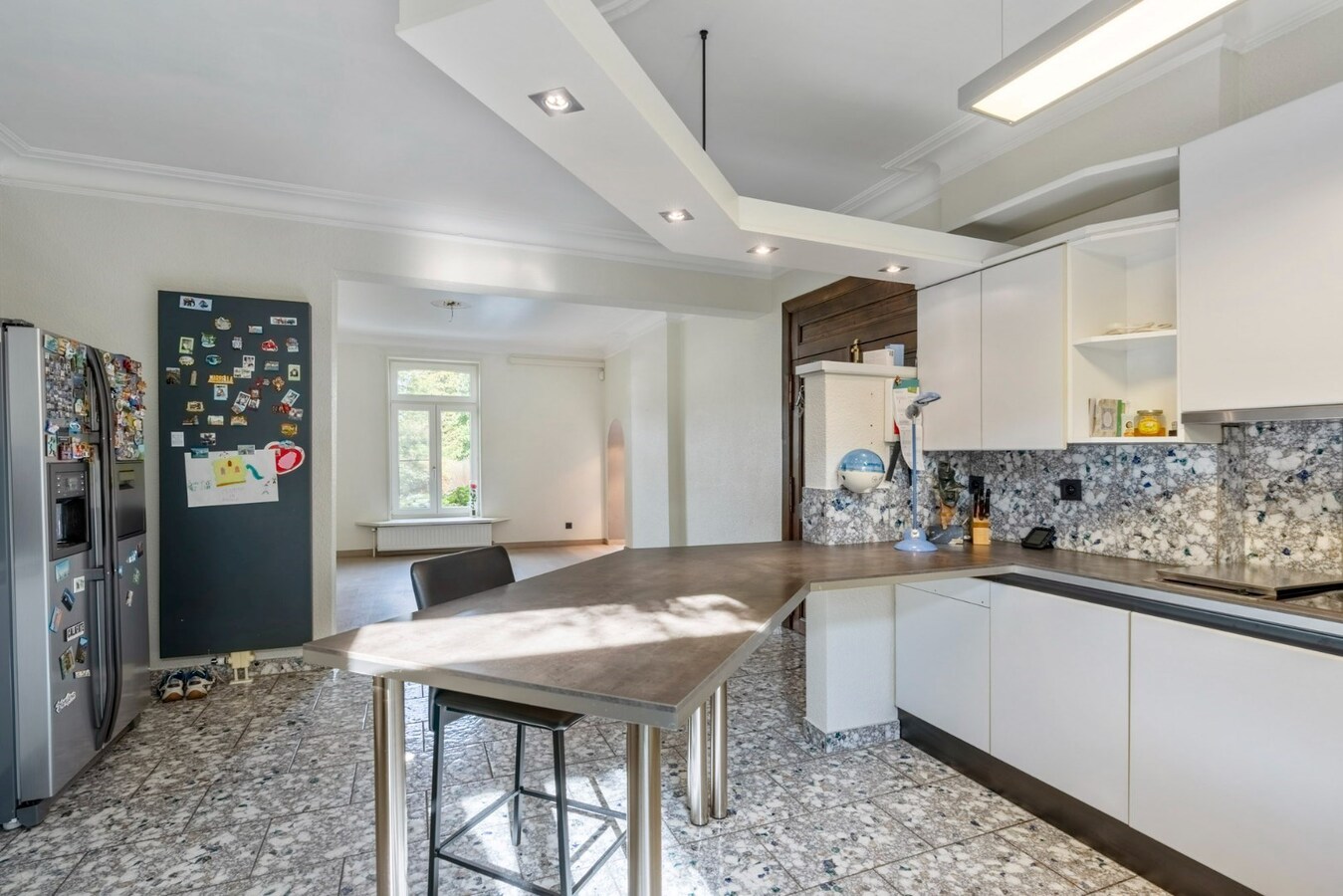 Luxe herenhuis met praktijkruimte in Niel-bij-As 