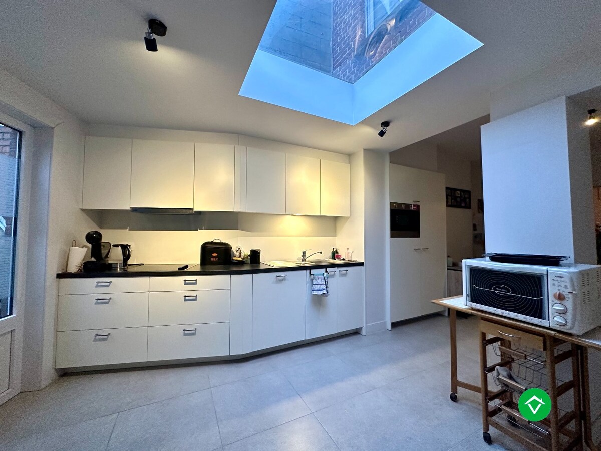 Instapklare woning met 2 slaapkamers in het centrum van Hooglede 