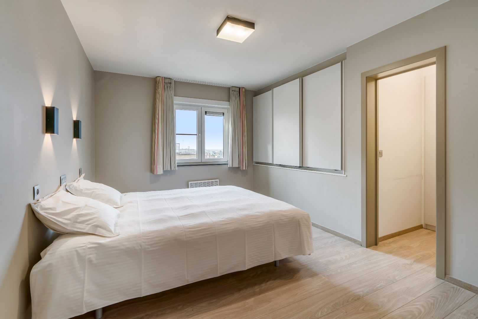 Duplex dakappartement met 2 slaapkamers en 2 badkamers 