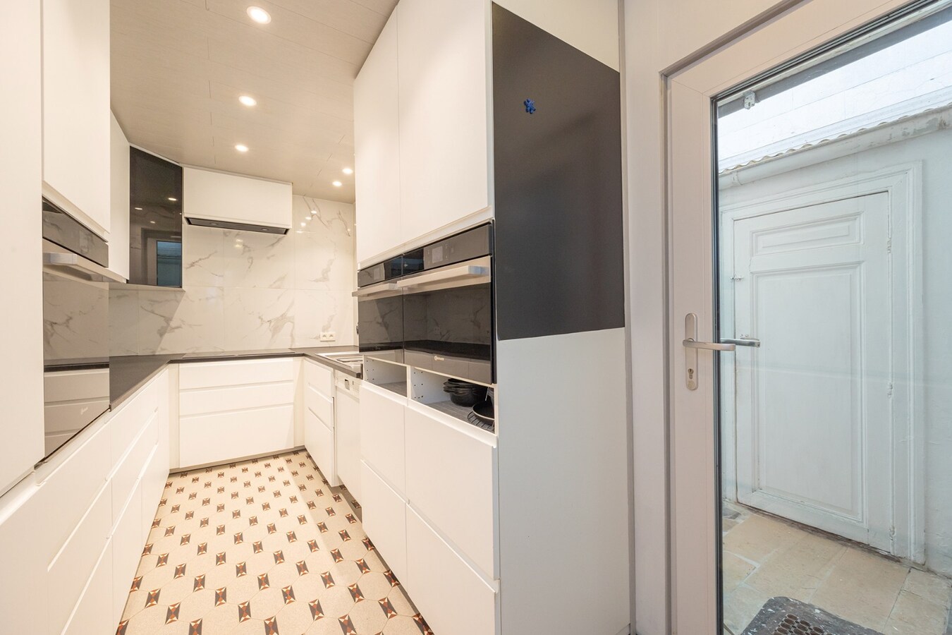 Charmante burgerwoning met stadskoer te Oud-Berchem! 