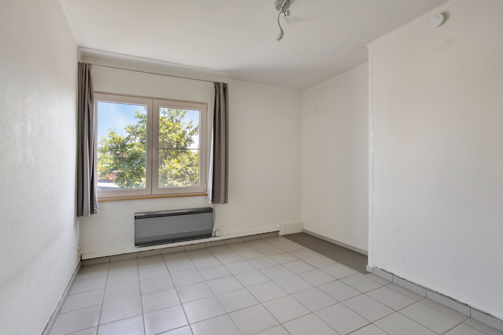 Centraal gelegen appartement met 2 slaapkamers en groot terras in Leuven 
