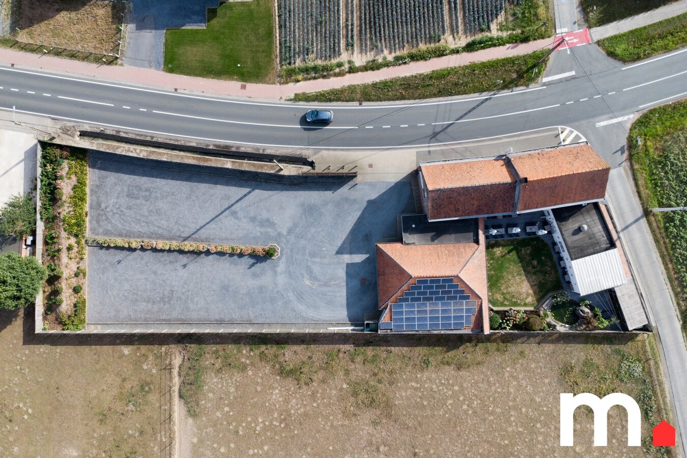 Authentiek commercieel pand met woonst in Gottem te koop ! 