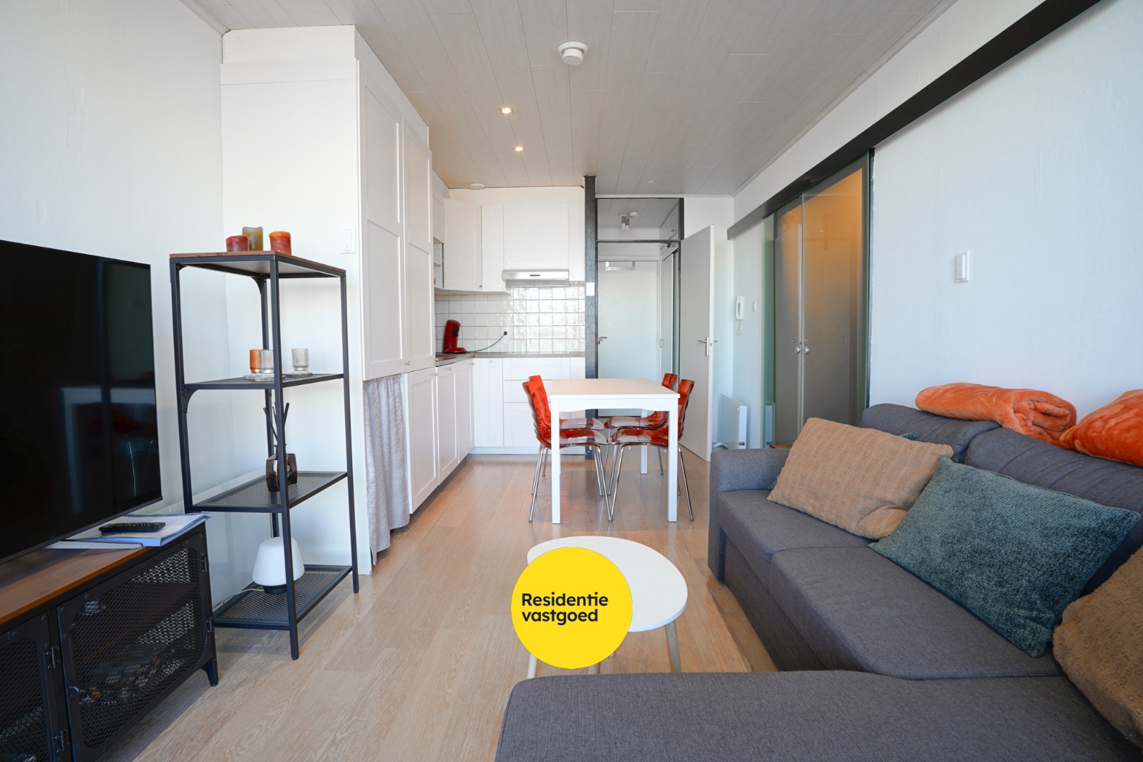 Instapklaar appartement met zeezicht in Nieuwpoort-Bad 