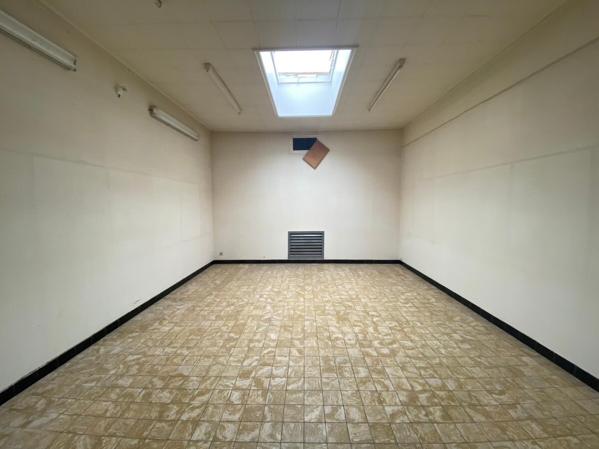 Werkplaats op het industrie te Houthulst 