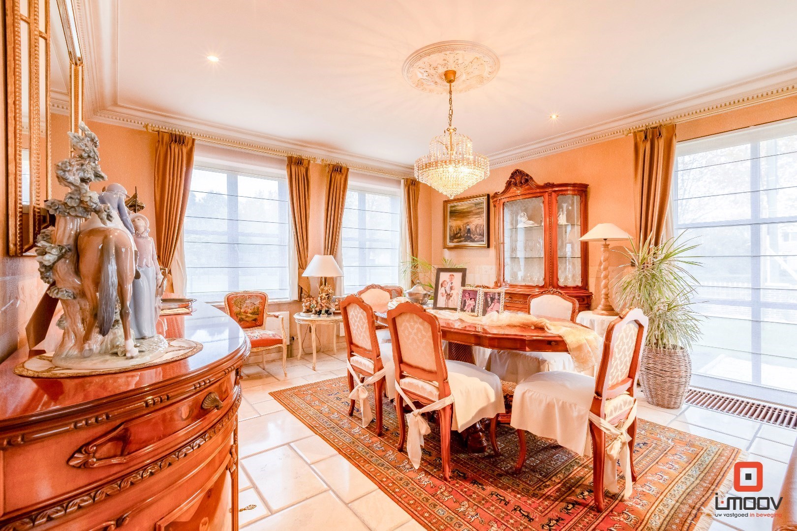 Open bebouwing met magazijn op een landelijke locatie! 