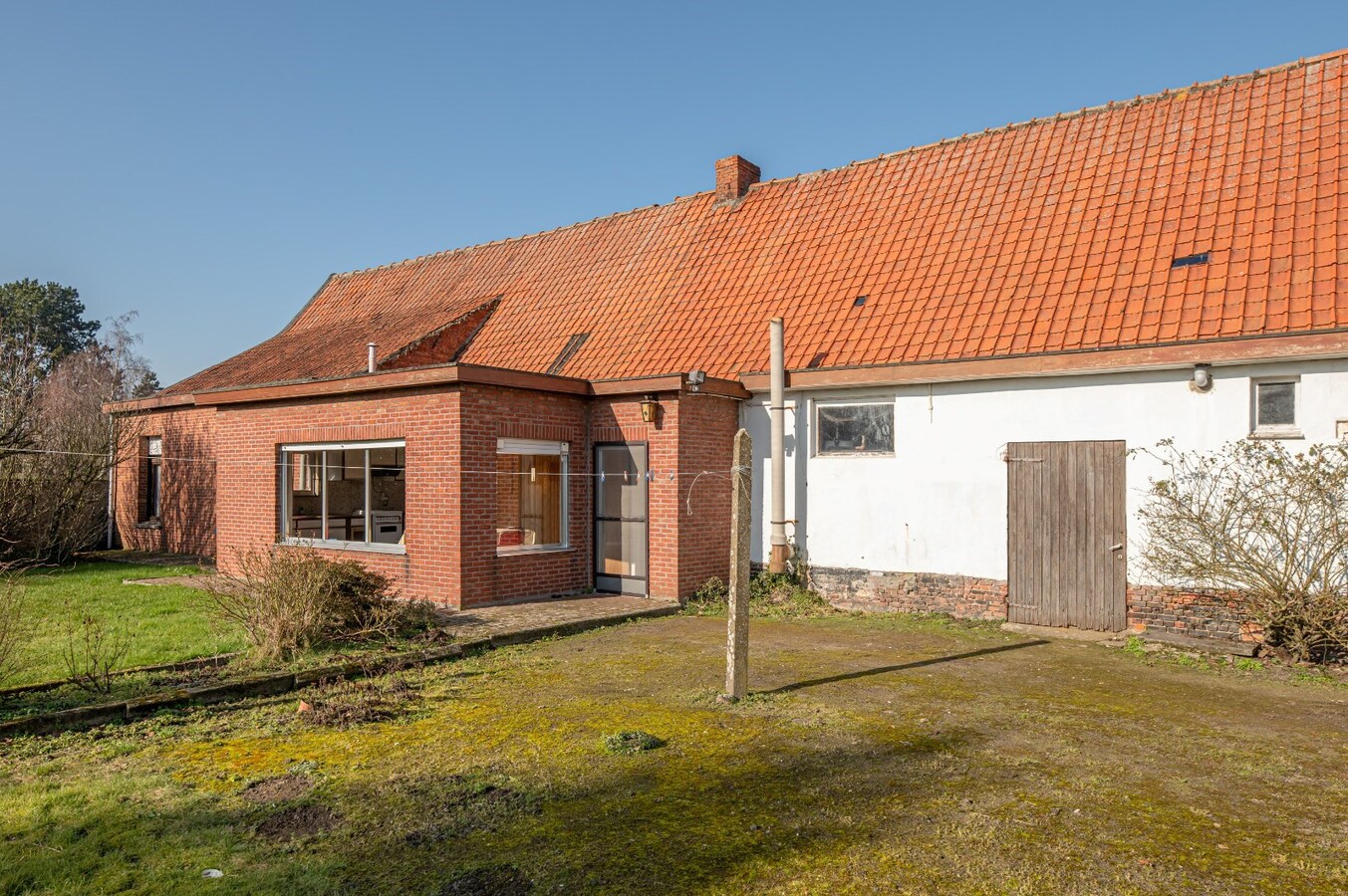 Authentieke hoeve met bijgebouw op 52 a 84 ca 